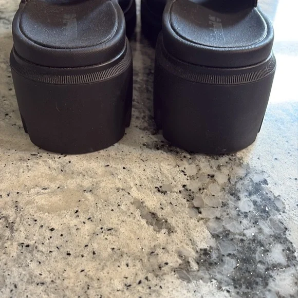 Timberland Everleigh Slide Sandals - Picture 4 of 5